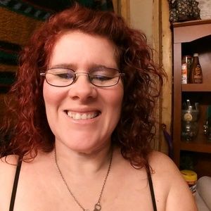 Meet your Posher, Desiree